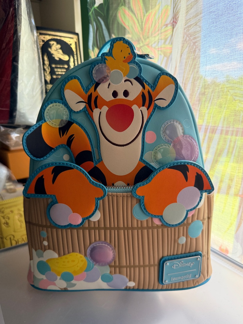 Loungefly Disney Tigger Mini backpack NWT